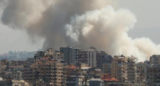 Israeli strikes kill almost 500 in Lebanon